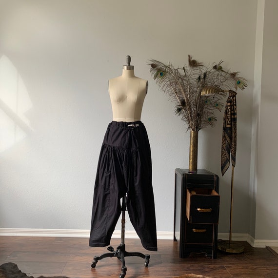 Black Fabinda parachute pants NWT