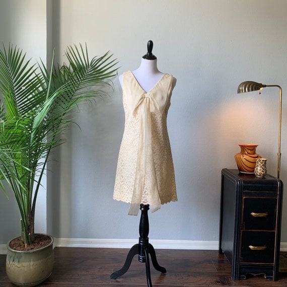 Vintage 1960s mod mini wedding dress