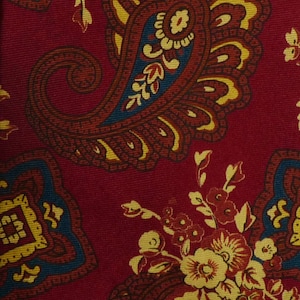 Liberty of London 100% Silk Men's Necktie  - Free US Shipping     14T