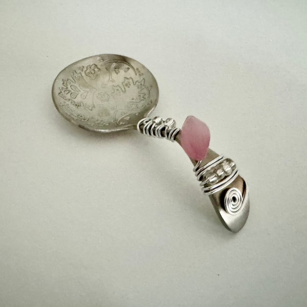 Pink CANDY or NUT SCOOP, candy spoon, nut spoon, etched spoon, beaded spoon, condiment spoon, table jewelry, party favor, ice cream topping