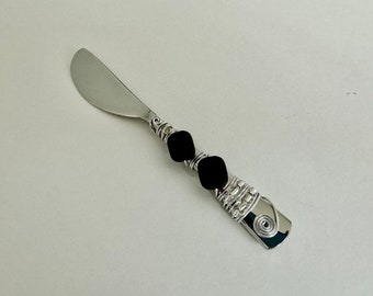 BUTTER SPREADER, CHEESE spreader, serving knife, pate knife, cream cheese spreader, beaded utensil