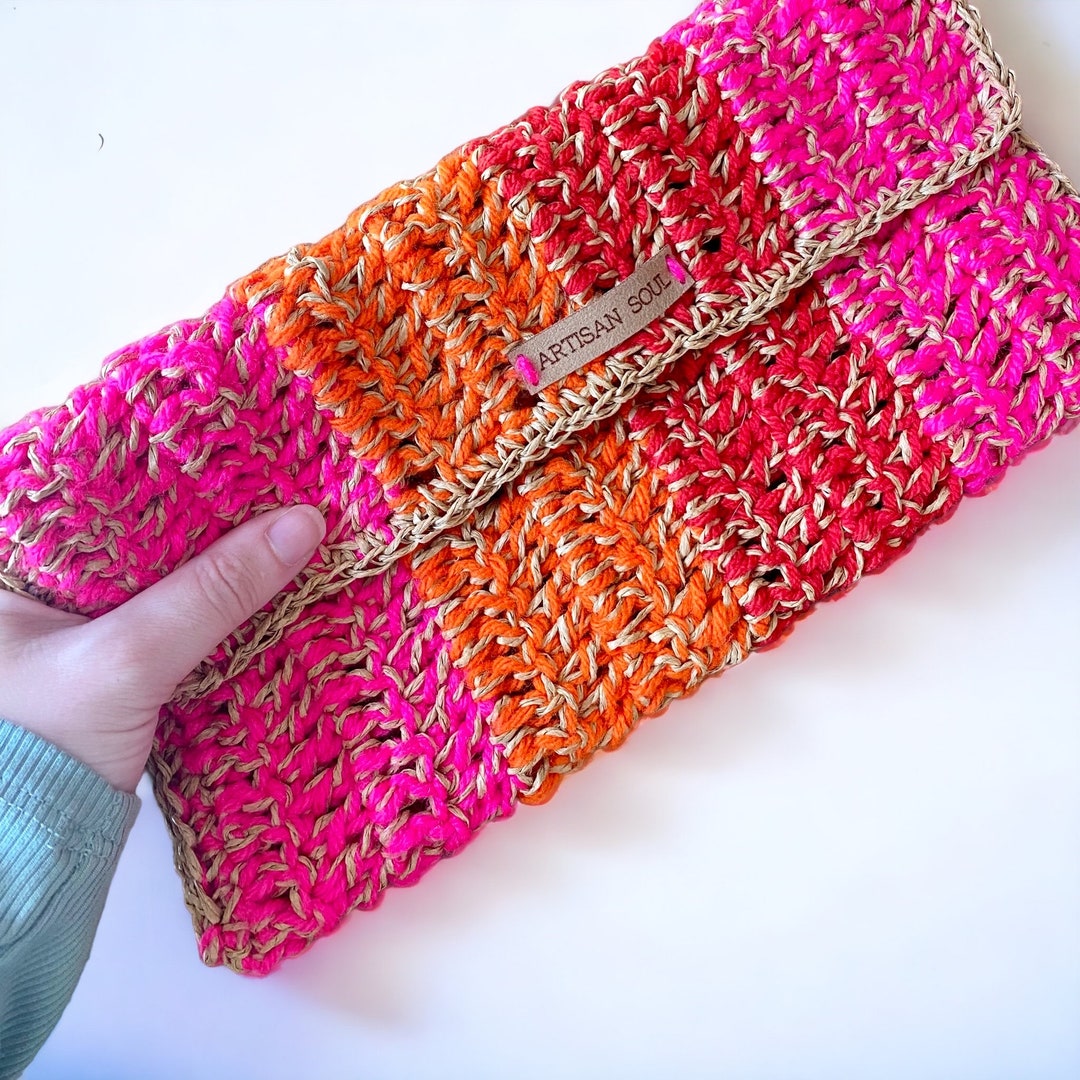 Raffia Pearl Fringe Clutch Bag in Cream