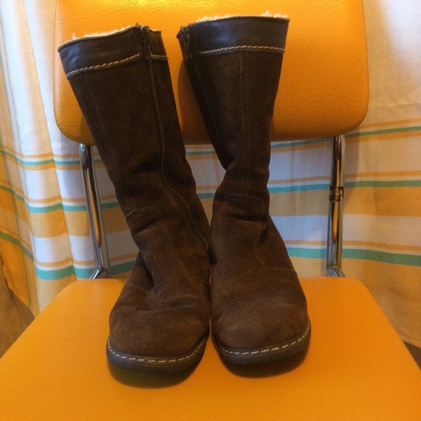 Vintage 1960s 1970s Sheepskin Boots. K Snowmaids Boots. Brown Suede Winter Boots