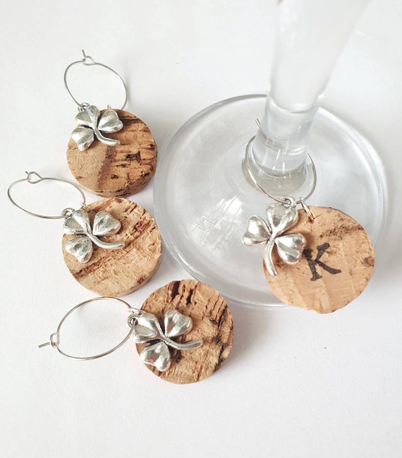 Personalised Shamrock Wine Charms – Irish Wedding Favours