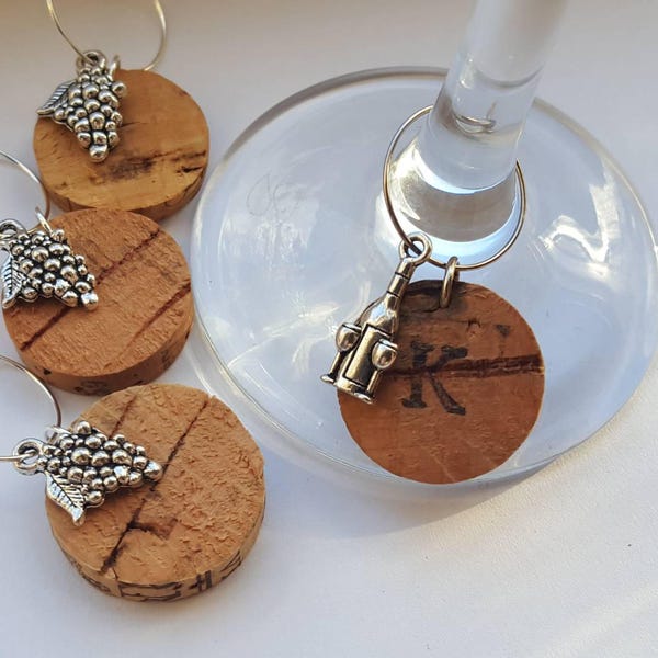Grapes & Wine Bottle - Handmade Personalised Cork Wine Glass Charms - Wedding, Wedding Favour, Gift, Hen Party, Birthday, Dinner
