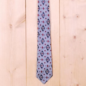 Vintage 1960&#39;s Silver Skinny Necktie / Retro Collectable Rare
