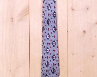 Vintage 1960's Silver Skinny Necktie / Retro Collectable Rare