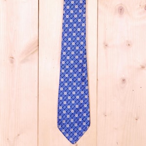 Vintage 1960&#39;s Blue Silk HUGH PARSONS Skinny Necktie / Made in England / Retro Collectable Rare