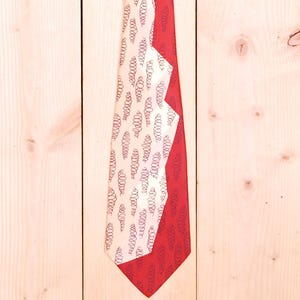 Vintage 1930&#39;s/40&#39;s Brown and Tan Necktie / Swirl Motif / Retro Collectable Rare