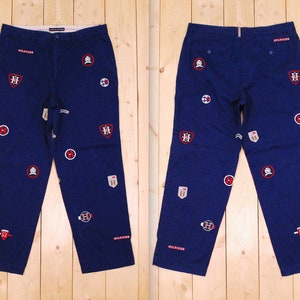 Vintage 1990er TOMMY HILFIGER Chino Hose mit Logo Wappen / Retro Sammler Selten