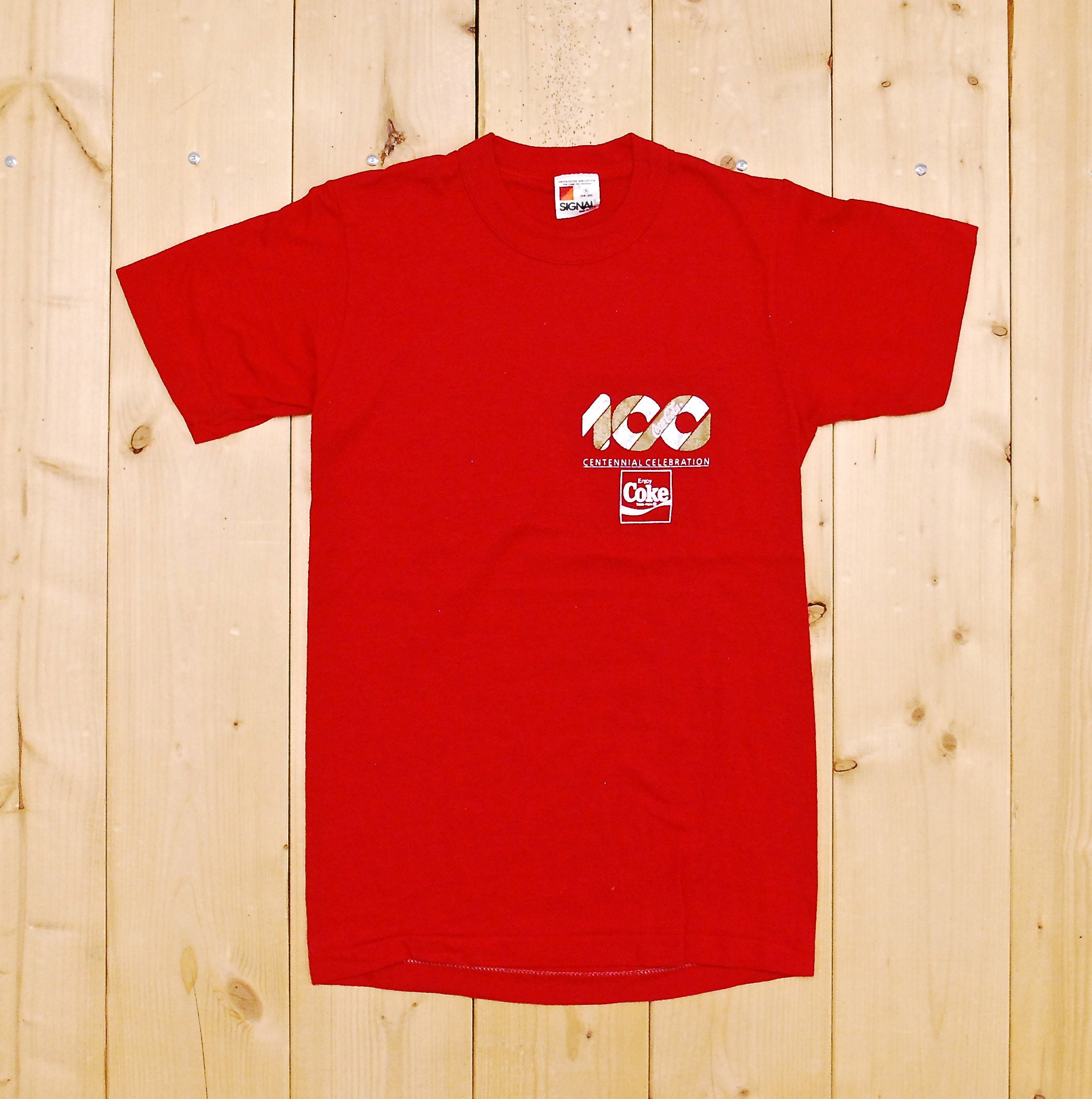 貴重【当選品】コカ・コーラー2011年キャンペーンくみっきーTシャツ(新品) il_fullxfull.2381019035_lpqf.jpg