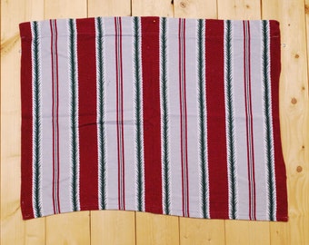 Vintage 1940's/50's Barkcloth Curtain Fabric / 30" x 20" / Floral Print / Retro Collectable Rare