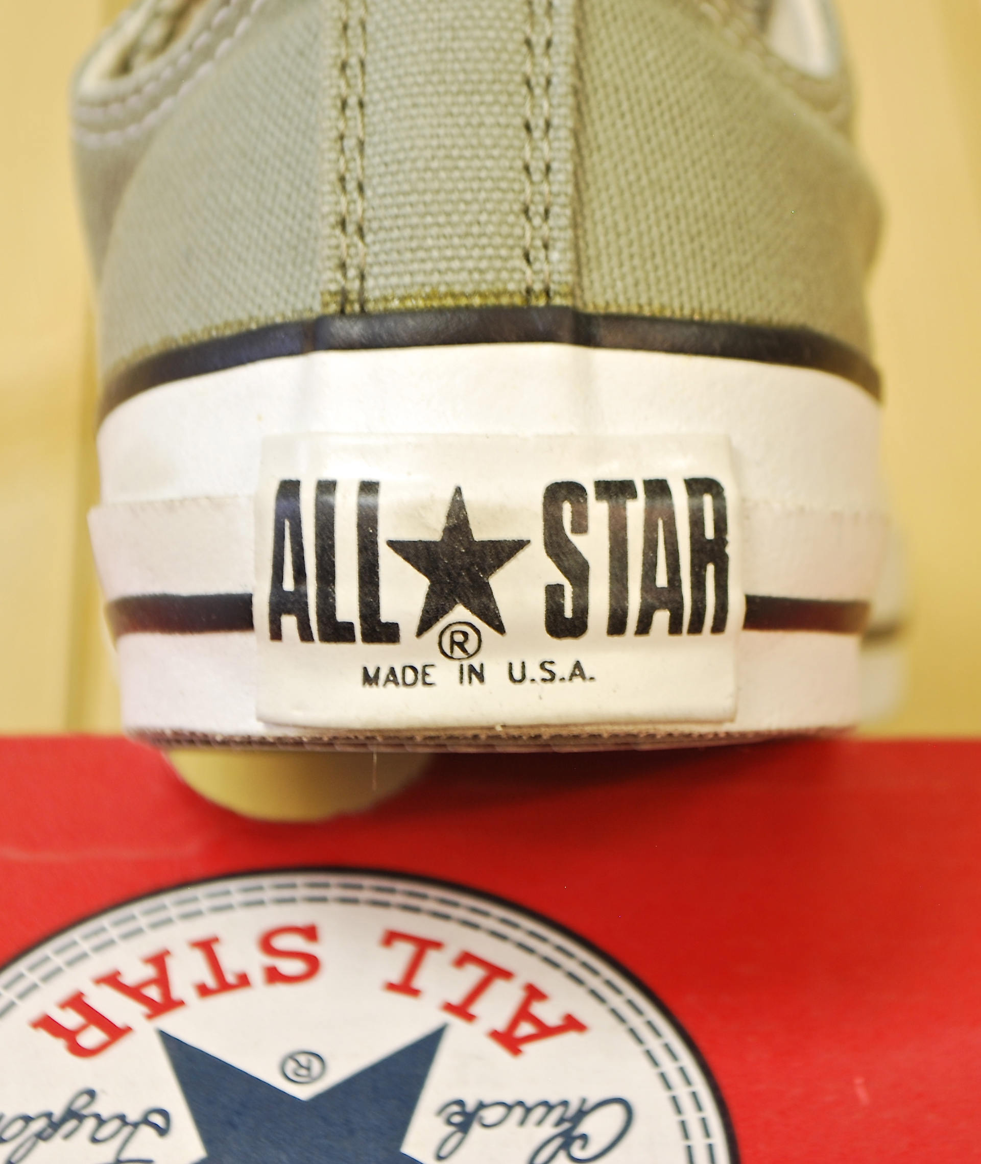 VTG 90s Converse All-Star Chuck Taylor High Top Made USA Sneakers Seagrass 9.5 Vintage 1990s Converse Chuck Taylor All Star High Top  main image 2