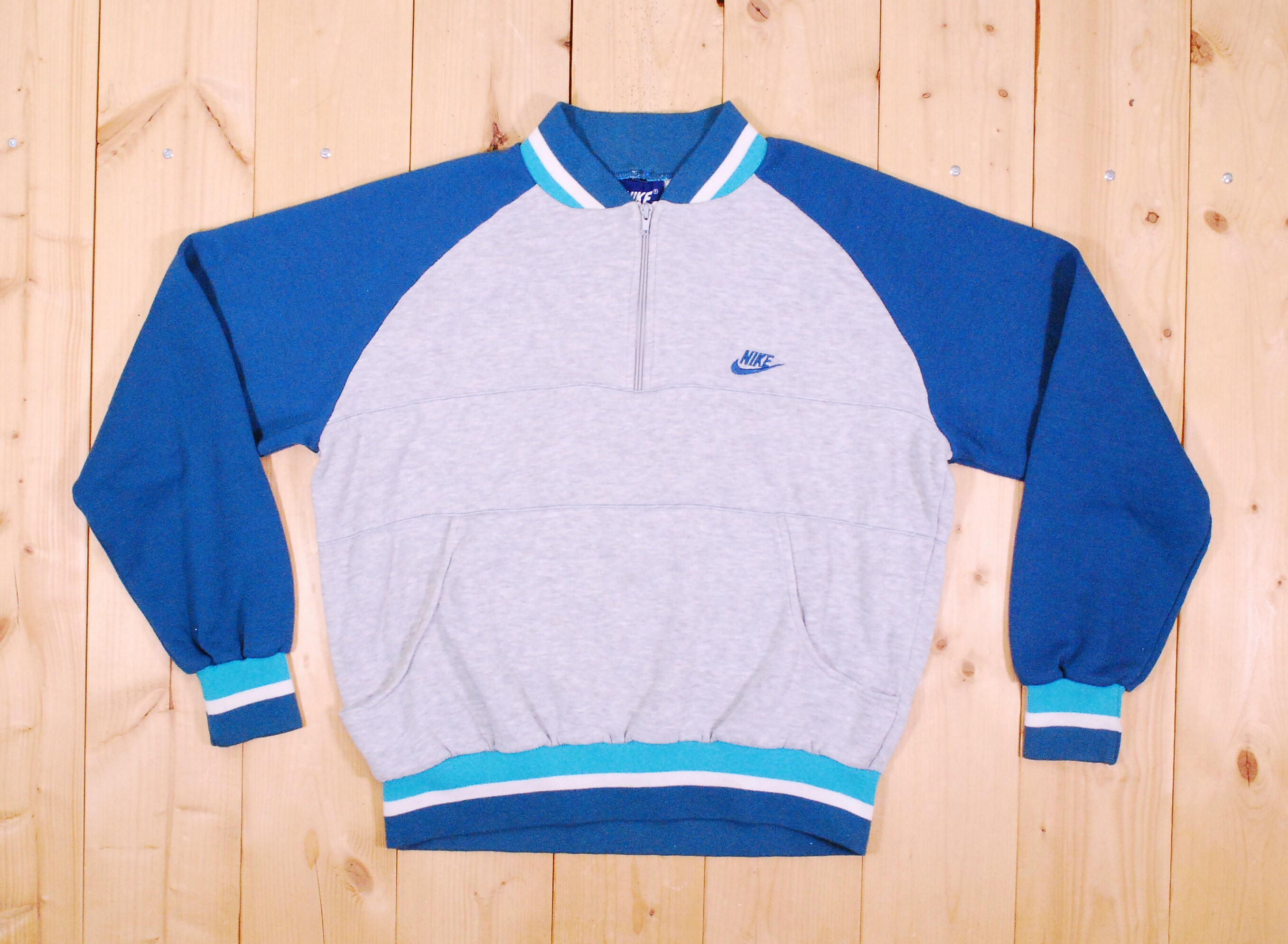 Teal nike sweatshirt deals