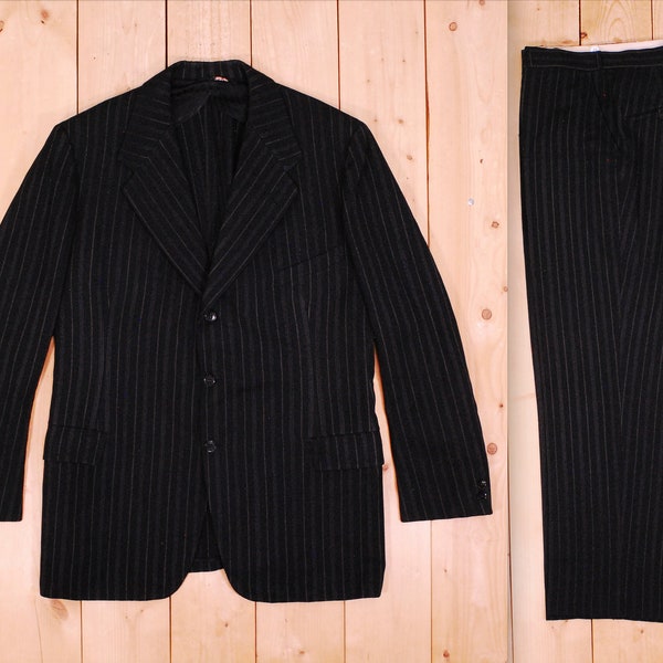 Vintage 1940's SOCIETY BRAND Gray Pinstriped Men's 3 Piece Wool Suit / Retro Collectable Rare