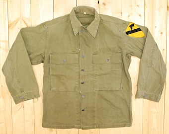 Vintage 1940&#39;s WW2 US Army HBT Olive Combat Fatigue Shirt / 1st Cavalry Patch &quot;Hell for Leather&quot; / Retro Collectable Rare