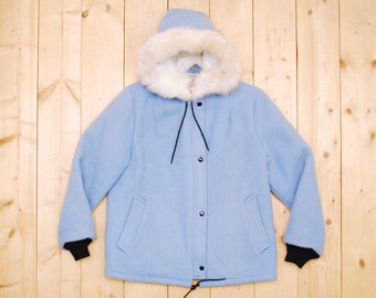 Vintage 1970's/80's Powder Blue HUDSON'S BAY Blanket Hooded