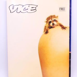 VICE MAGAZINE VOLUME1の2冊セット ドラッグ、音楽特集 VICE MAGAZINE VOLUME1の2冊セット ドラッグ、音楽特集 VICE Magazine