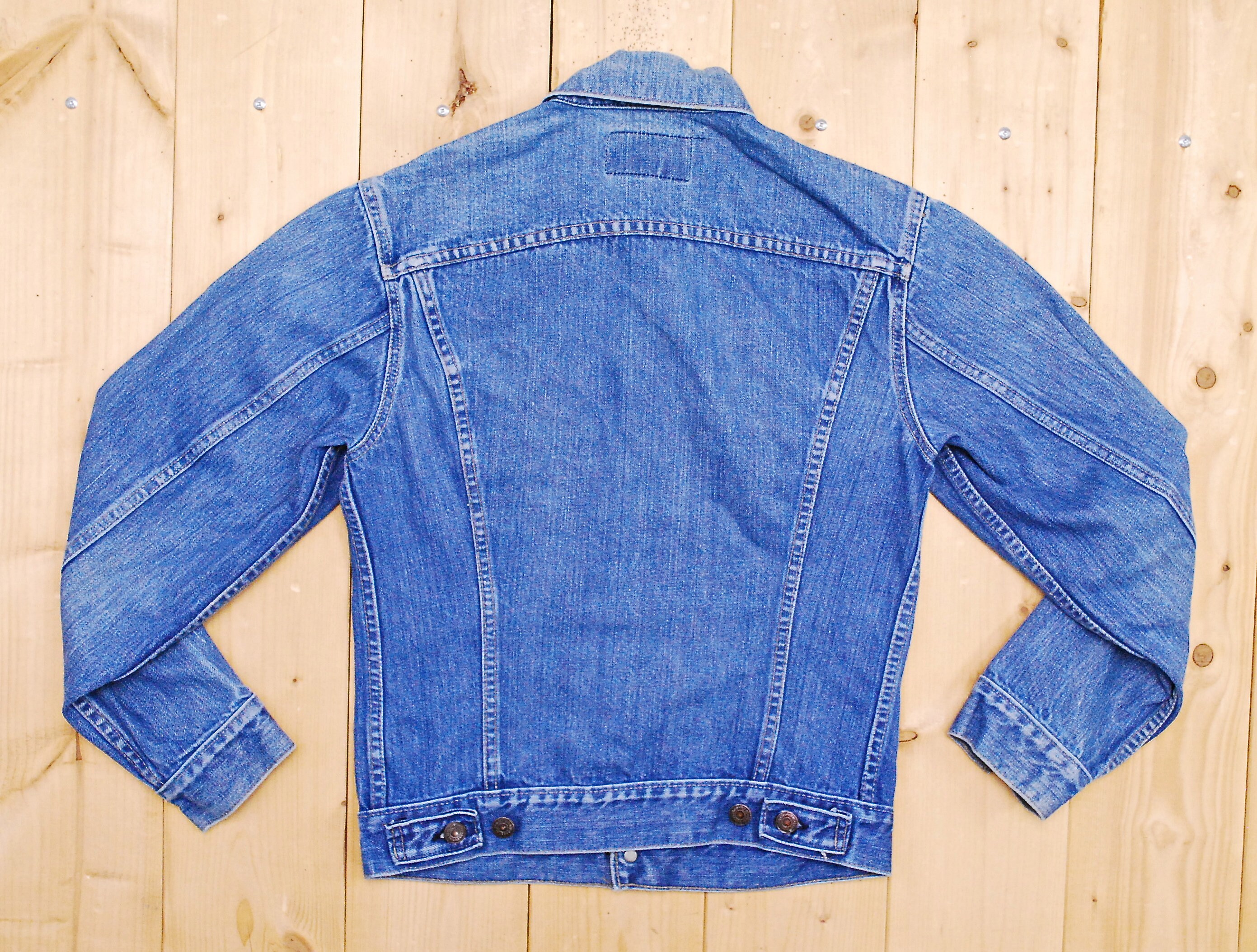 Vintage 1970's/80's LEVIS Type III Trucker Denim Jean Jacket