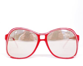 Vintage 1960's/70s Red CORNING Oversize Sunglasses / Model 2065M / Retro Collectable Rare / #2627