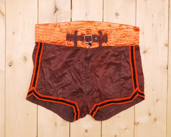 Vintage 1940's/50's Satin Basketball Shorts / Voll