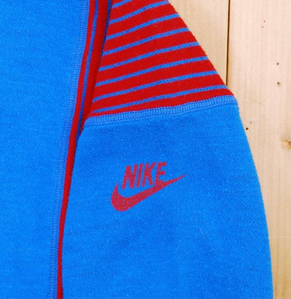 Vintage Early 1980's NIKE Sweatshirt / Retro Coll… - image 3