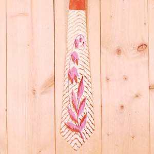 Vintage 1930&#39;s/40&#39;s Brown and Tan WILSON FAULTLESS Necktie / Leaf Motif / Retro Collectable Rare