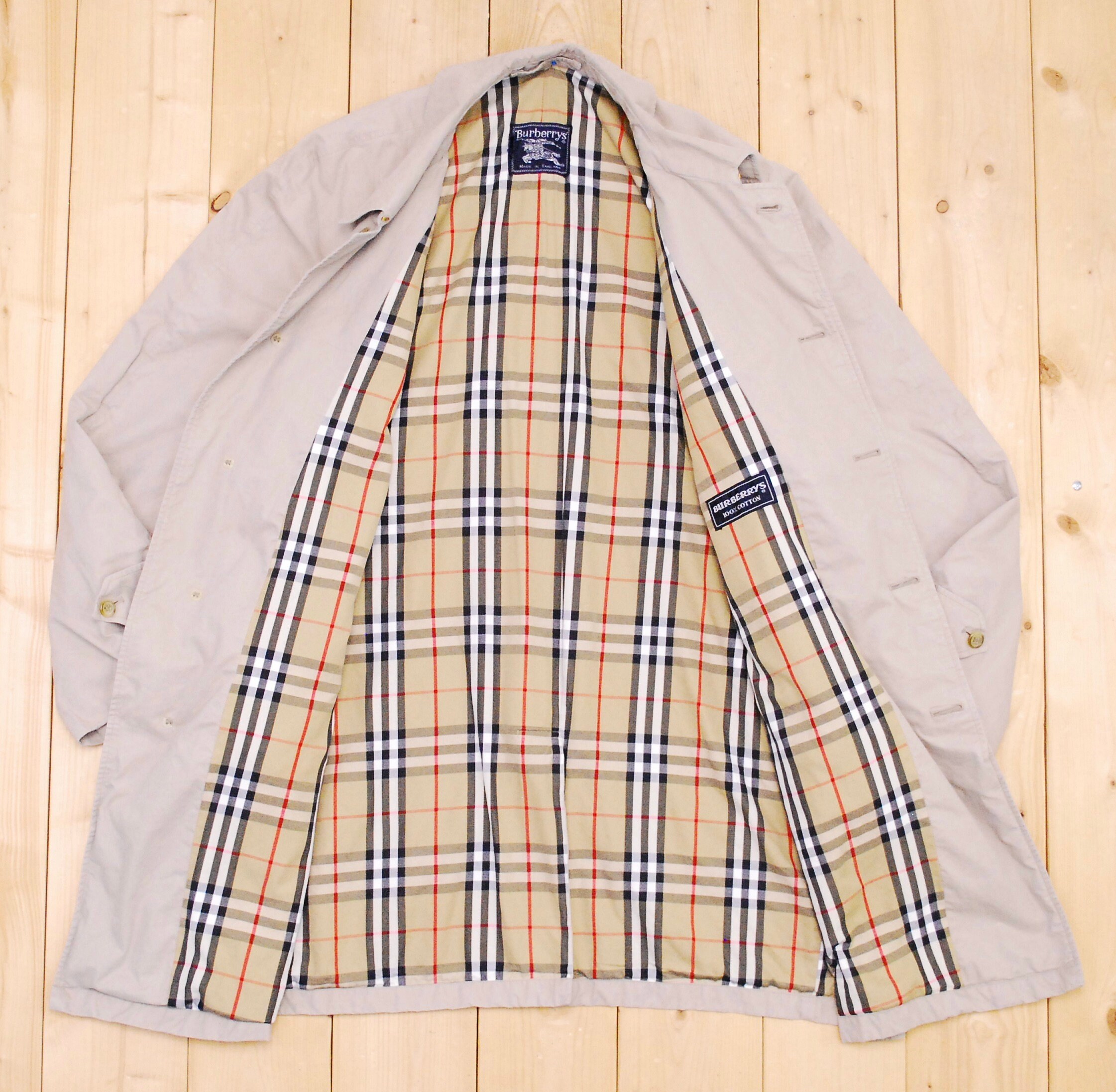 Vintage 1980's Tan Men's BURBERRYS' Trench Coat / Burberry's Vintage 1980's Tan Men's BURBERRYS' Trench Coat / Burberry's
