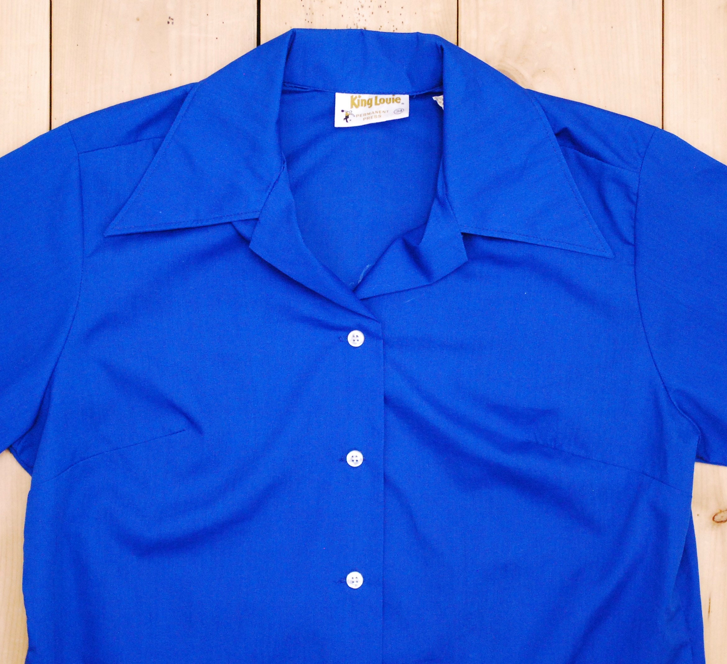 Vintage 1960's Size XL “king Louie” Rayon Embroidered