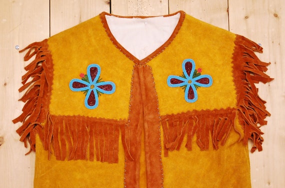 Vintage 1950's/60's First Nations Hand Beaded Buc… - image 2