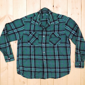 Vintage 1950&#39;s/60&#39;s Green Plaid Flannel Loop Shirt / Hunting / Cruiser / Retro Collectible Rare