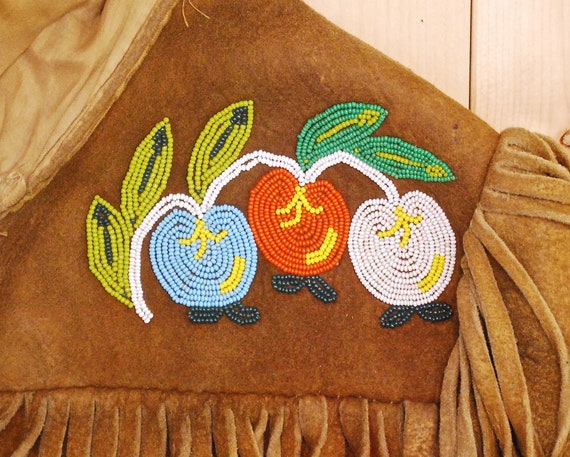 Vintage 1950's/60's First Nations Light Tan Hand Beaded Buck Skin Suede Fringe Jacket / Native American / Retro Collectable Rare View 6