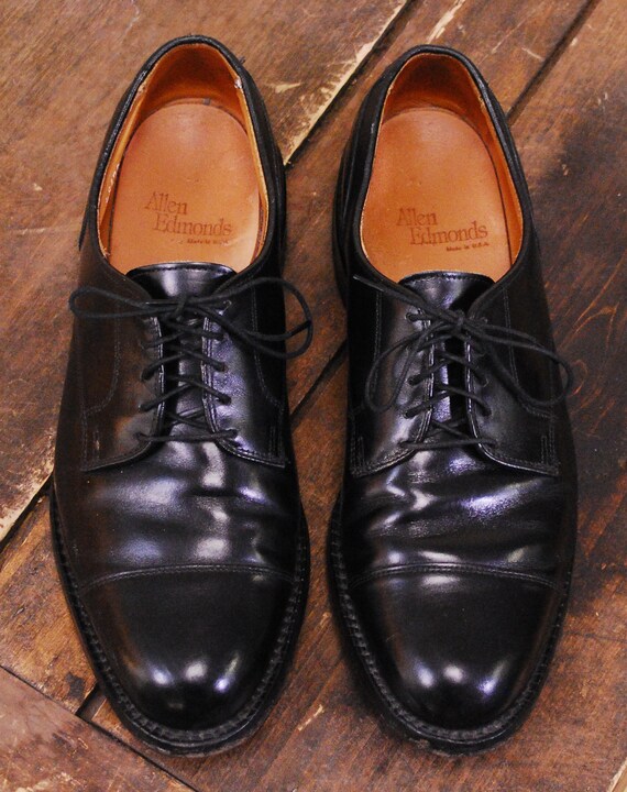 Vintage 1990's Men's Black ALLEN EDMONDS Capped Dress Shoes