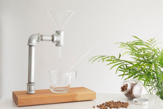 Featured image of post Coffee Glass Funnel - Seattle coffee gear pointed out in one video out that you should also heat up the glass carafe.