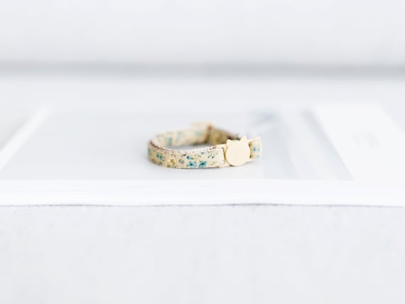 Cat Collar - Vintage Daisy Floral | Beige Cat Collar, Floral Cat Collar, Blue Cat Collar, Daisy Cat Collar, Vintage Cat Collar,Breakaway