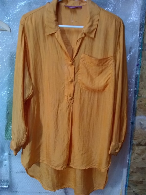 1980's Women's Designer 100% Pure Silk Orange Blou