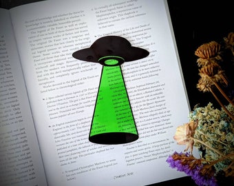 Clear Bookmark UFO Alien Abduction Abduct Extraterrestrial Beings Aliens Are Real Aliens Exist Believer Green Book Reader Lover Gift