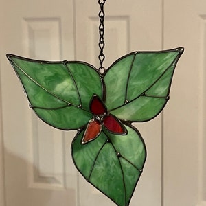 Red OR White Trillium flower 3D Suncatcher