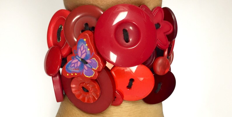 Vintage and Newer Buttons Bracelet Featuring Buttons of RED image 1
