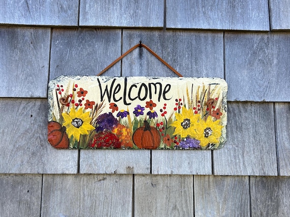 Painted pumpkin slate sign, Fall welcome plaque, painted slate sign, Fall sign, welcome sign, slate gift, porch decor, thanksgiving decor