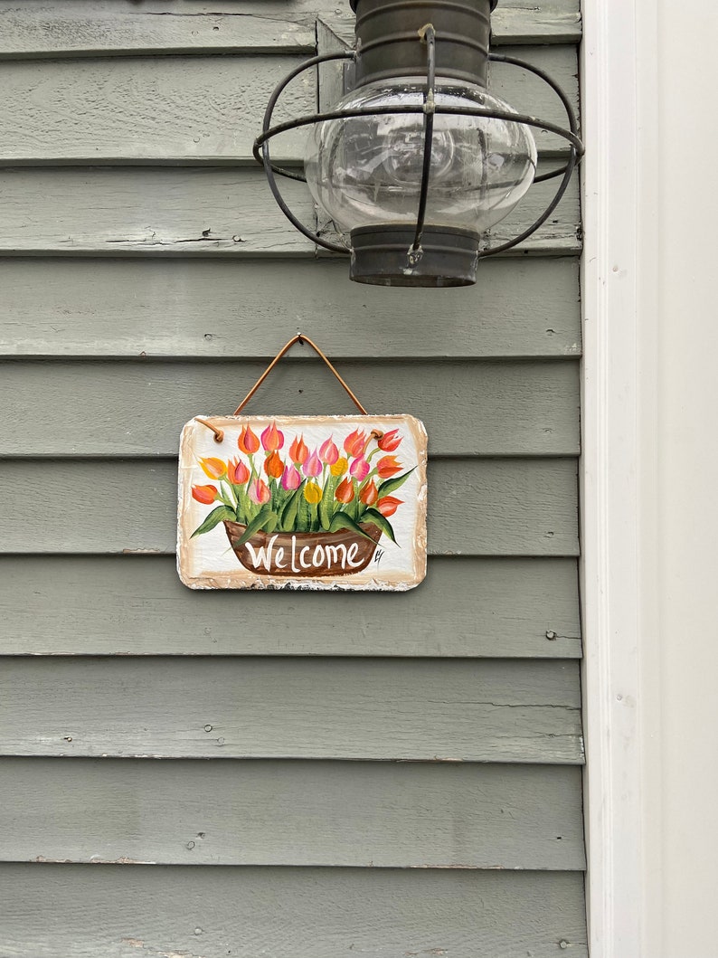 Painted slate welcome sign, garden slate sign, tulip welcome plaque, Porch decor, door hanger, small slate welcome sign, garden decor image 3