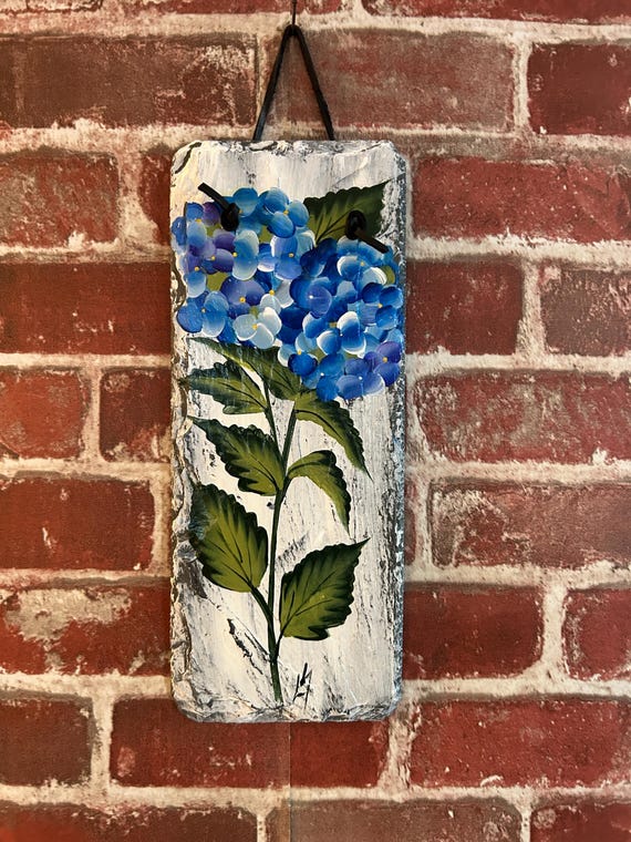 Hand-Painted Blue hydrangea Slate welcome Sign: Spring Porch Decor (12x5)