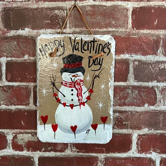 Painted Happy Valentine's Day slate sign: Valentine's Day porch decor