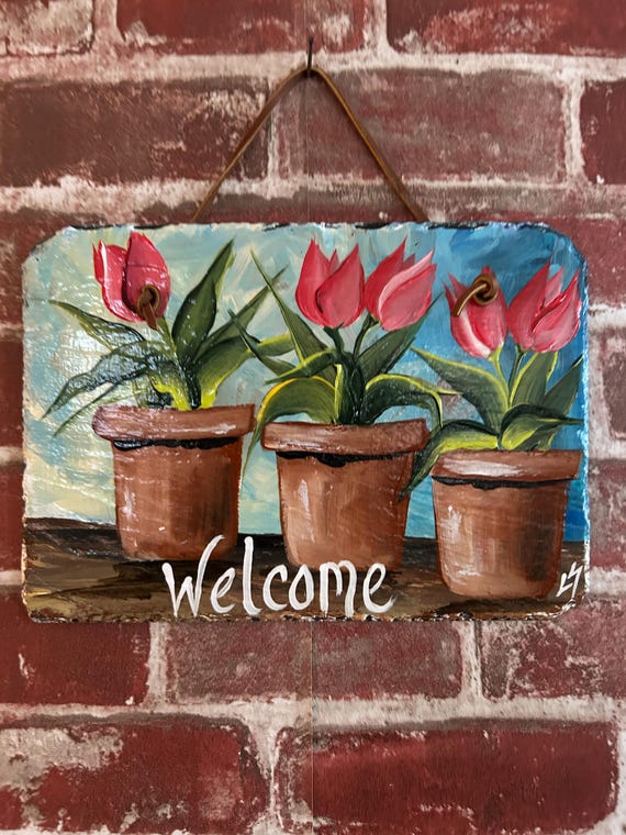 Painted tulip slate welcome sign, welcome spring door hanger, pink tulip porch decor, Painted tulip welcome sign, Deck decor, garden decor