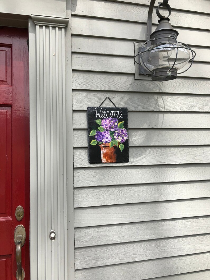 Slate welcome sign Purple hydrangeas Welcome sign Painted Slate welcome sign welcome plaque Spring welcome sign Spring door hanger
