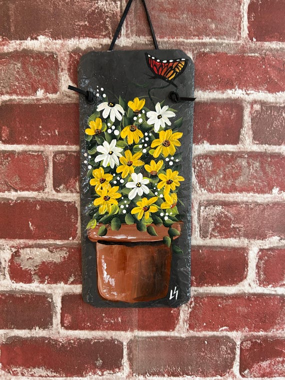 Hand-Painted yellow daisies Slate welcome Sign: Spring Porch Decor (12x5)