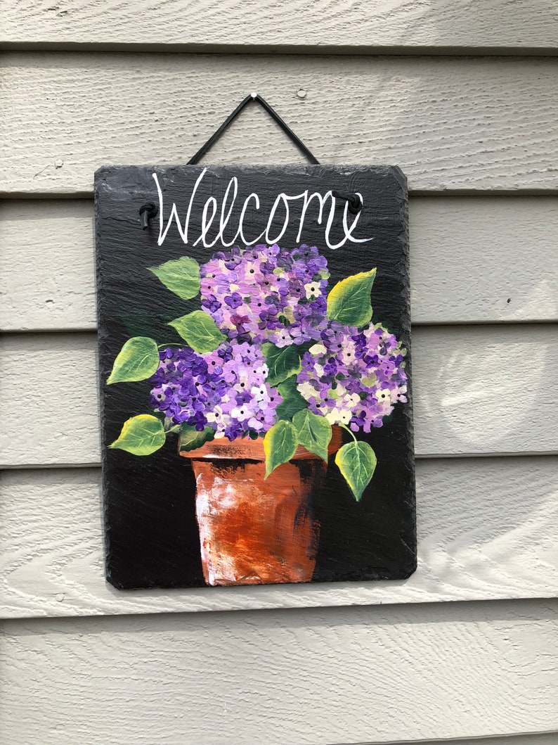 Slate welcome sign Purple hydrangeas Welcome sign Painted Slate welcome sign welcome plaque Spring welcome sign Spring door hanger