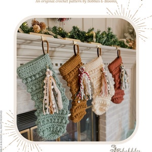 Camino Christmas Stocking, Crochet Stocking Pattern, Crochet Pattern, Christmas Pattern, Bulky Stocking, Holiday decor, Christmas Stocking