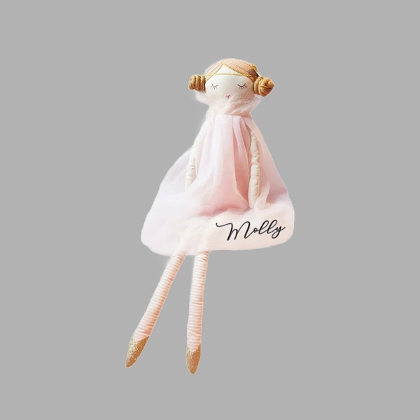 Gepersonaliseerde pluche ballerina babypop aangepaste tekst danseres garen broodje gestikte details gouden Pointe schoenen roze Tule jurk meisjes cadeau Boho decor