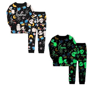KINDER Glow in the Dark Halloween Pyjama Skeleton Pyjama Kinder Personalisierte Zombie Hand Outfit Kinder Glowing Name Pyjama Set Tarot Karte Ghost